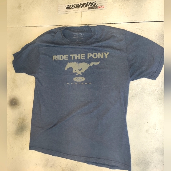 Ford Other - FORD MUSTANG Vtg Retro Muscle Car Logo T-Shirt Mens Size Large